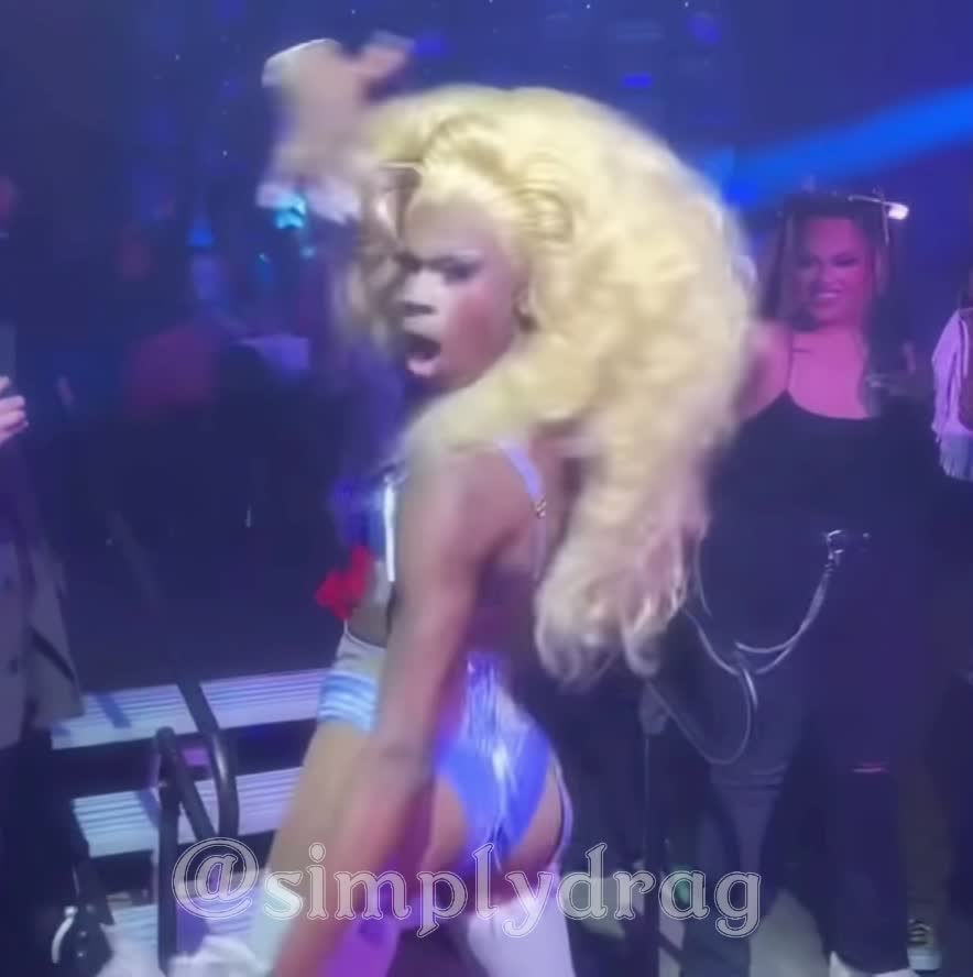 @simplydrag <3
