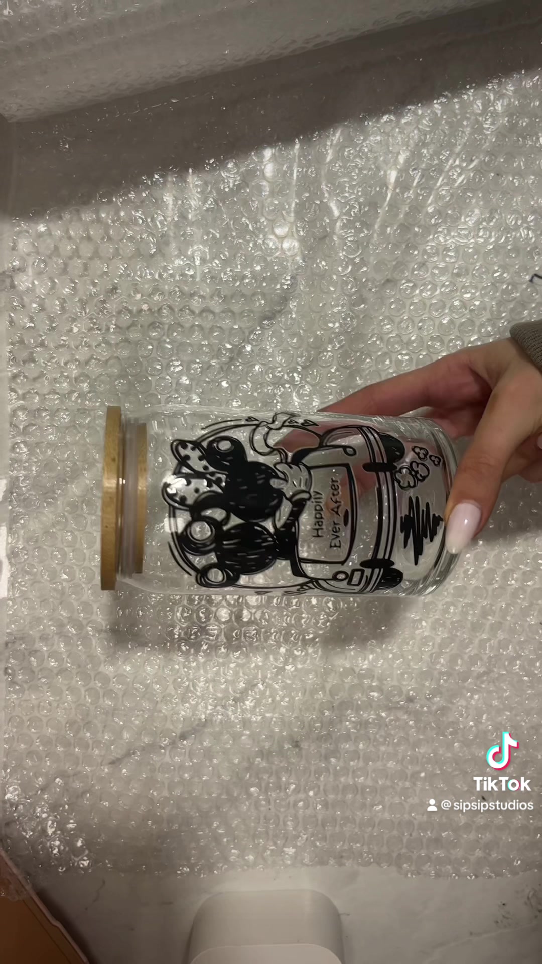 @Sipsipstudios