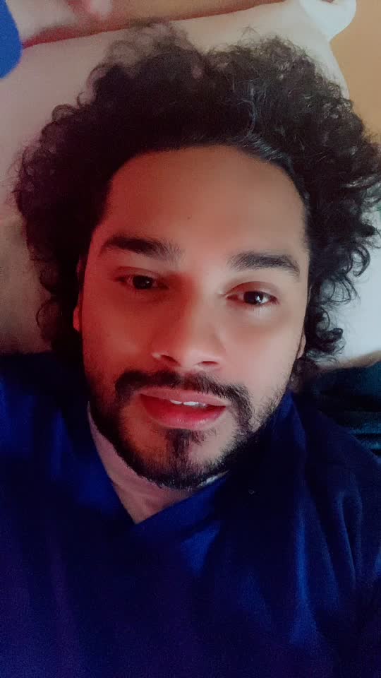@TOTO G&Lambda;LLEGOS