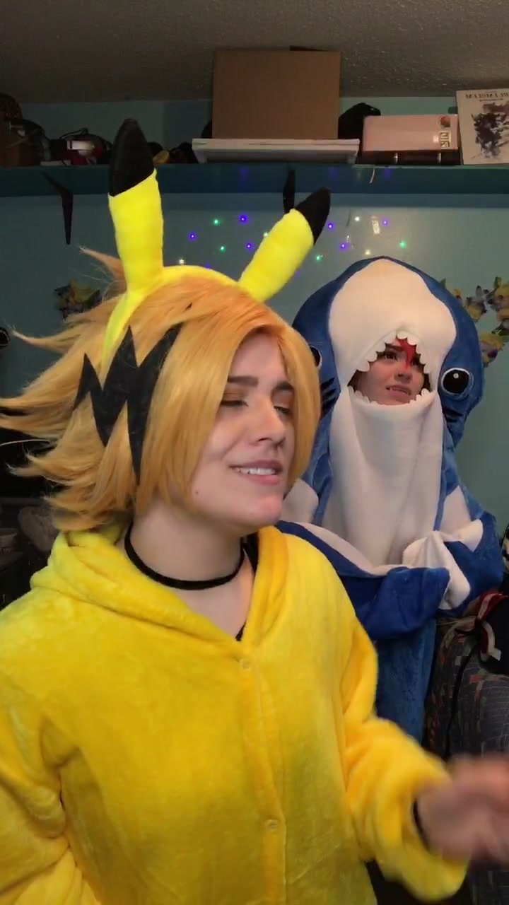 @✨𝓒𝓱𝓻𝓲𝓼𝓼𝔂✨