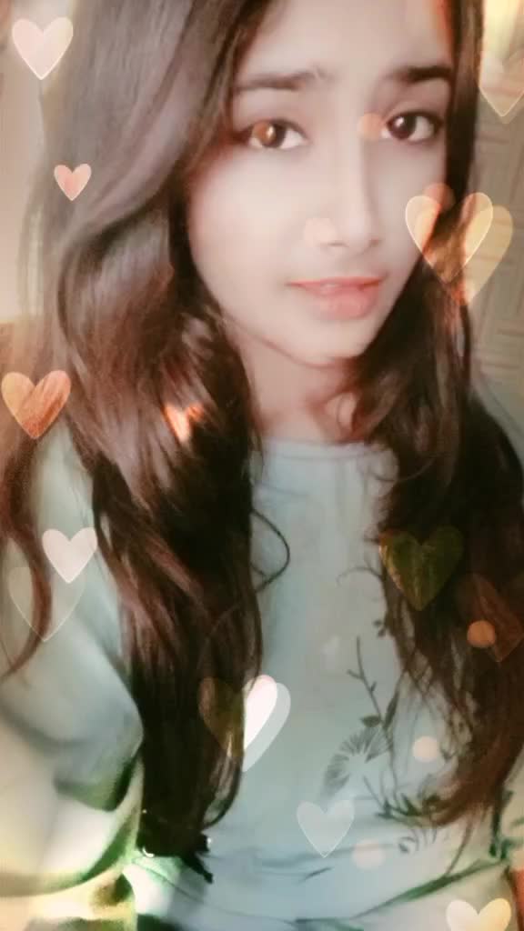 @$hïväñï mëëñä🥰