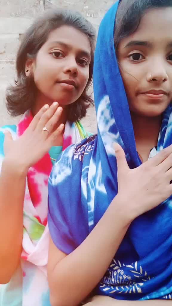 @Kavya◉‿◉
