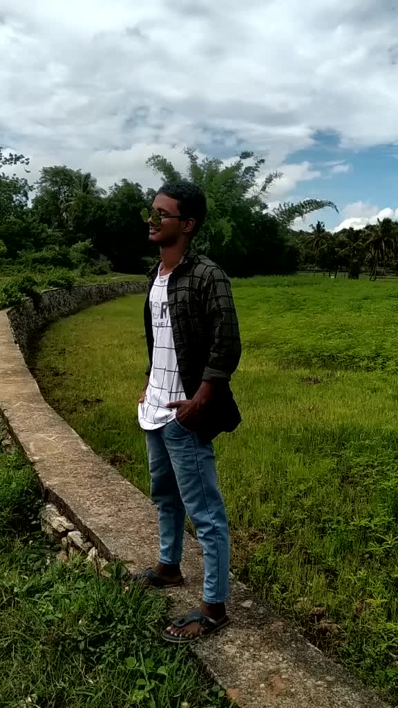 @പുലിക്കാട്ടിൽ 'ചാർലി
