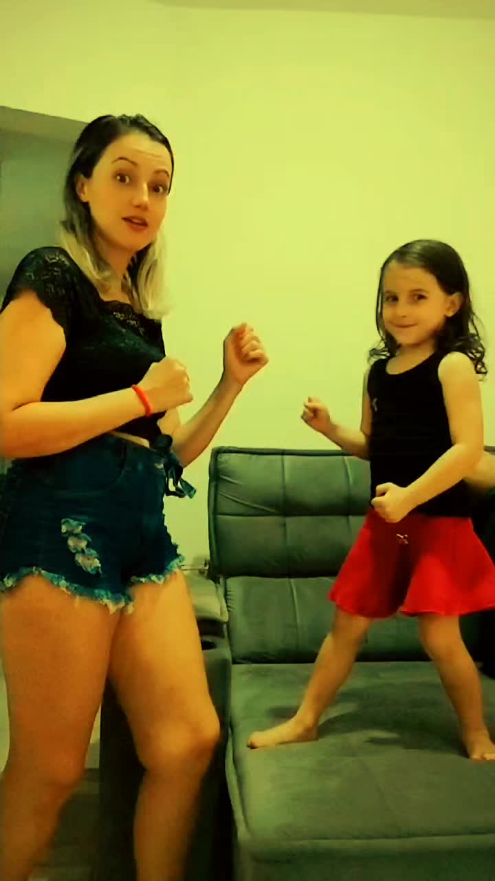 @Juliana Marques G