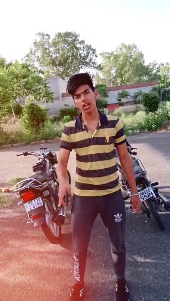 @🤗ਬਾਪੂ ਦਾ ਲਾਡਲਾ❤️