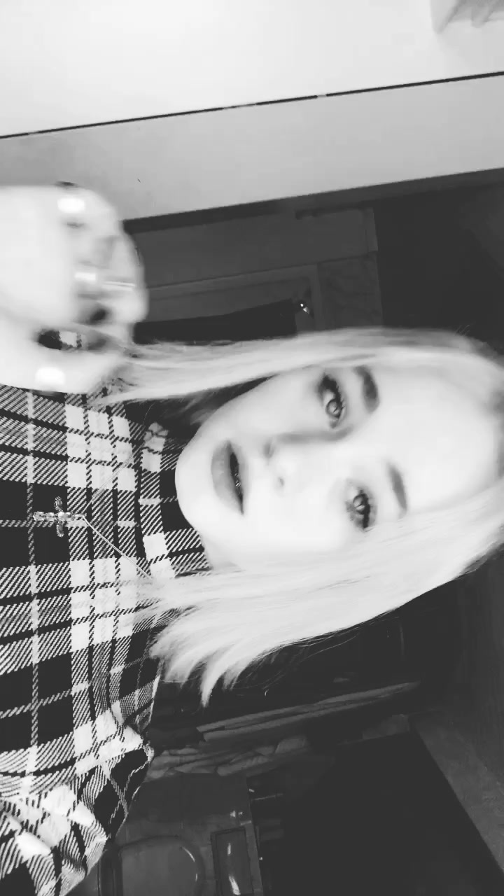 @Emilia 🤙🏻