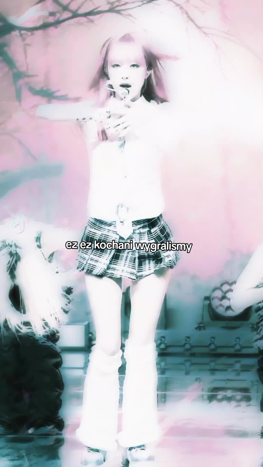 @Lilucha_
