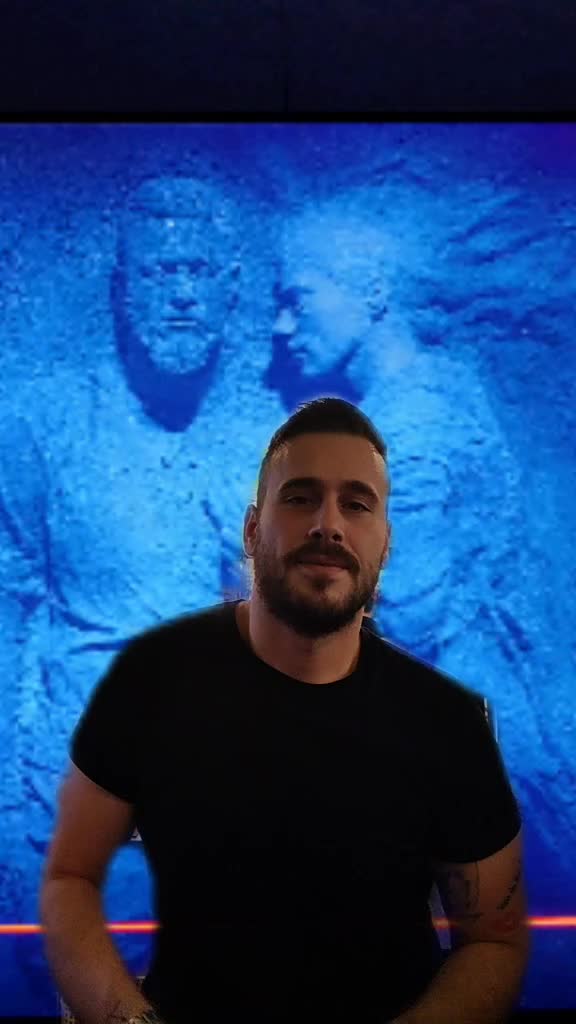 @Gianluca Vitale