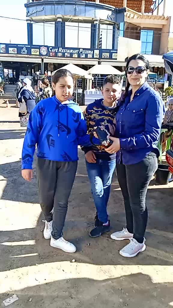 @Laila Oujda