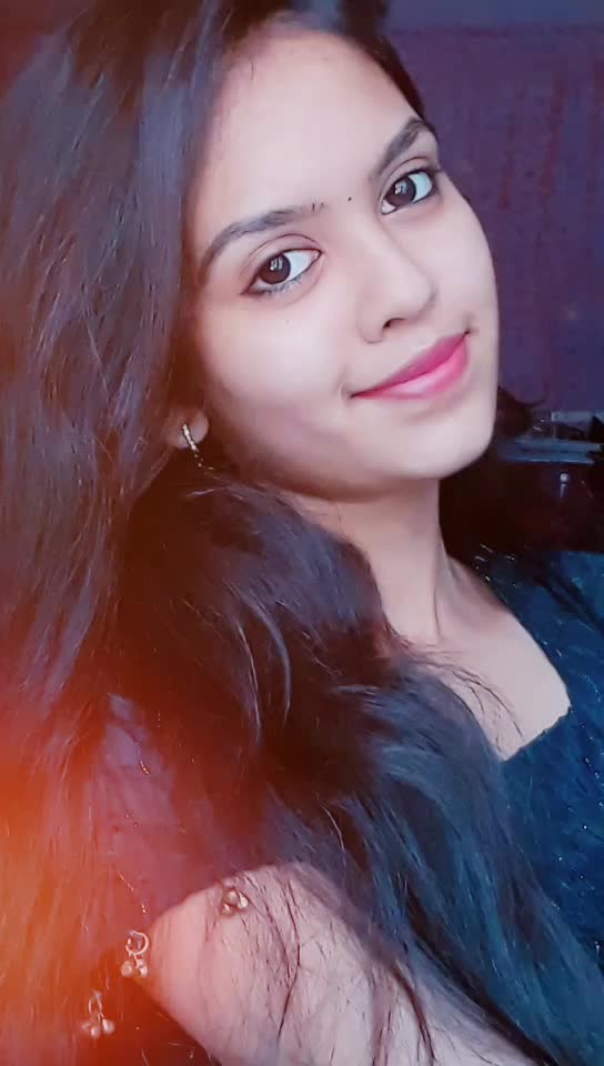 @arya_hire