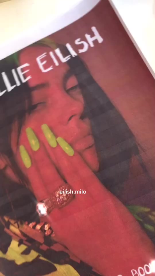 @BILLIE EILISH 💚