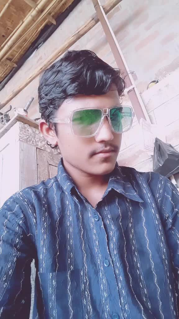 @विनोदं बंनजारा
