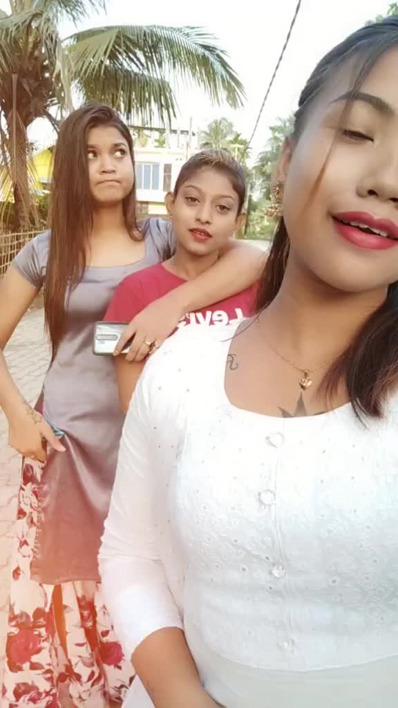 @Mona Lisha