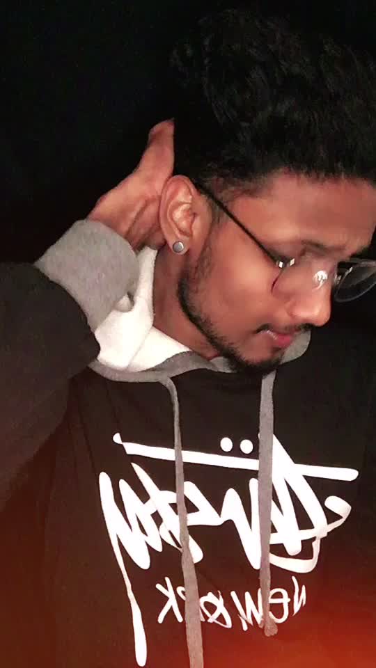 @🖤VAISHAK🖤
