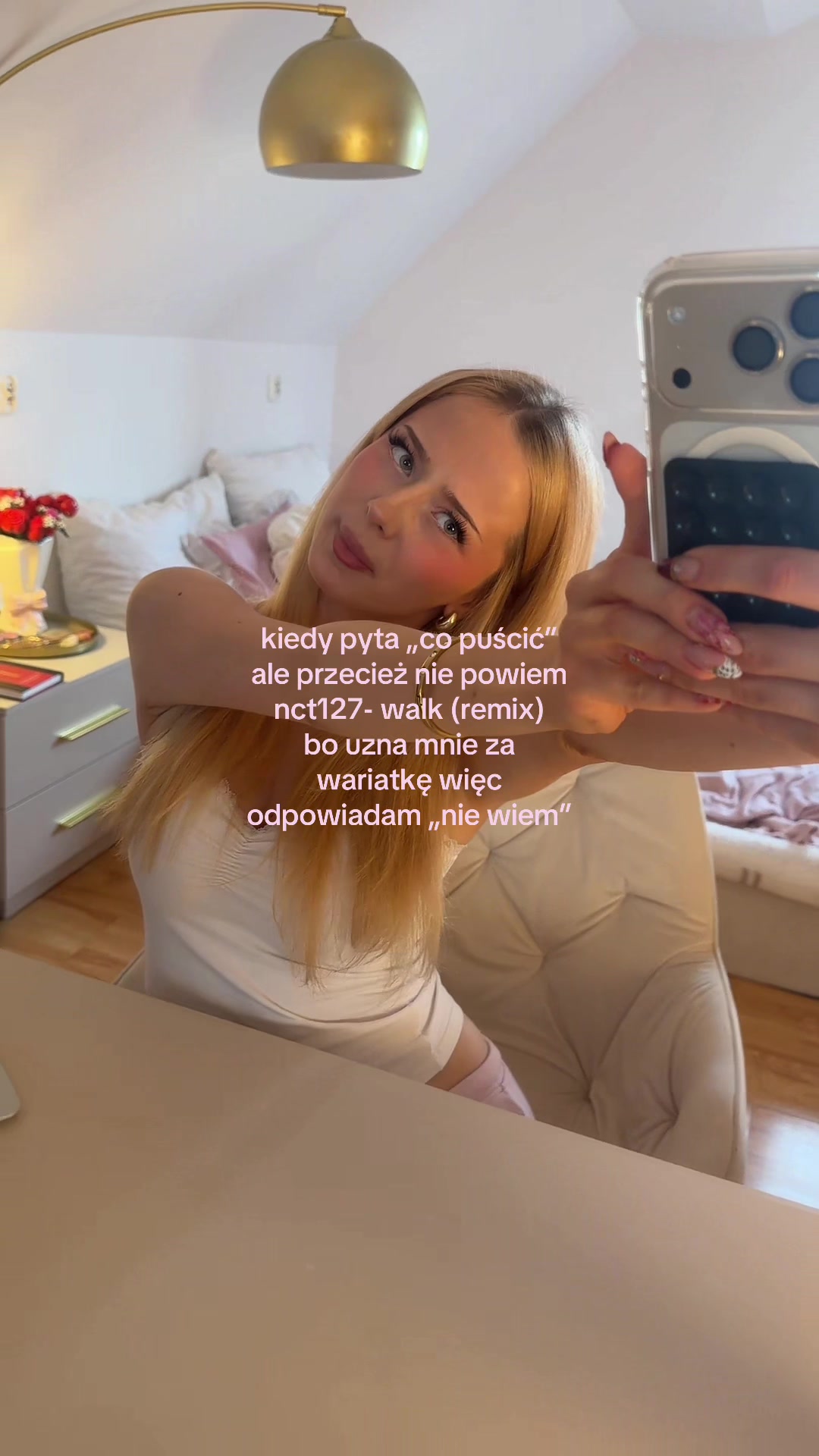 @Vicrossie🪽