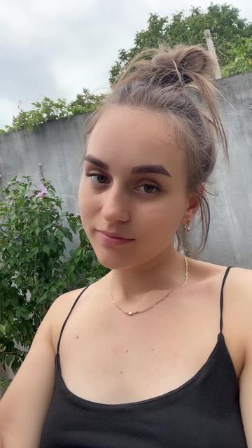 @Valentina💎
