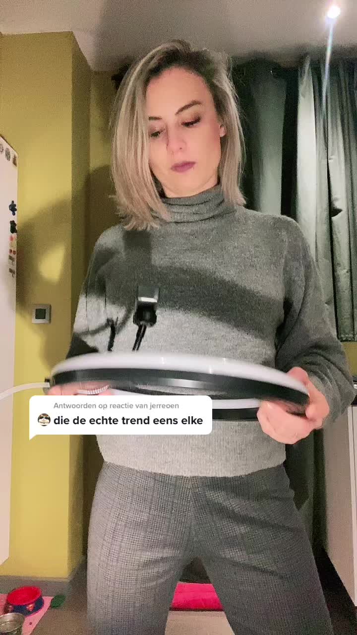@Elkesangels