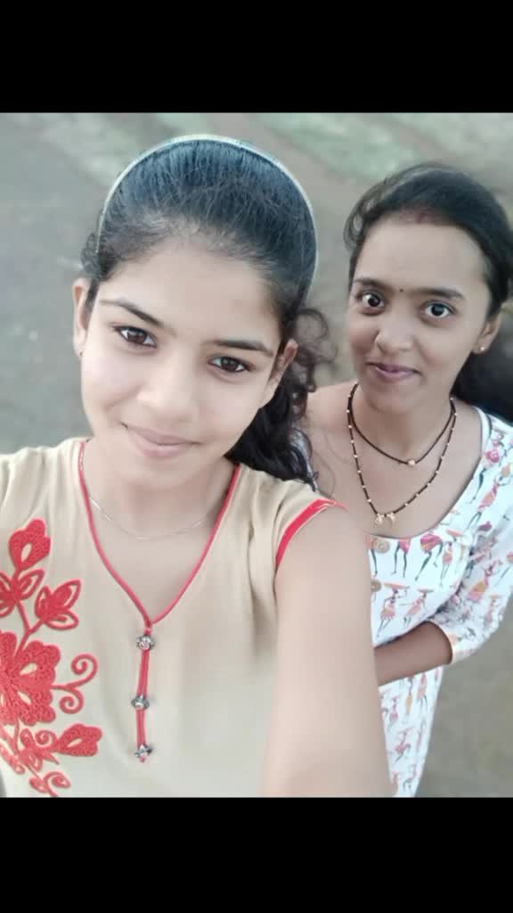 @anushka