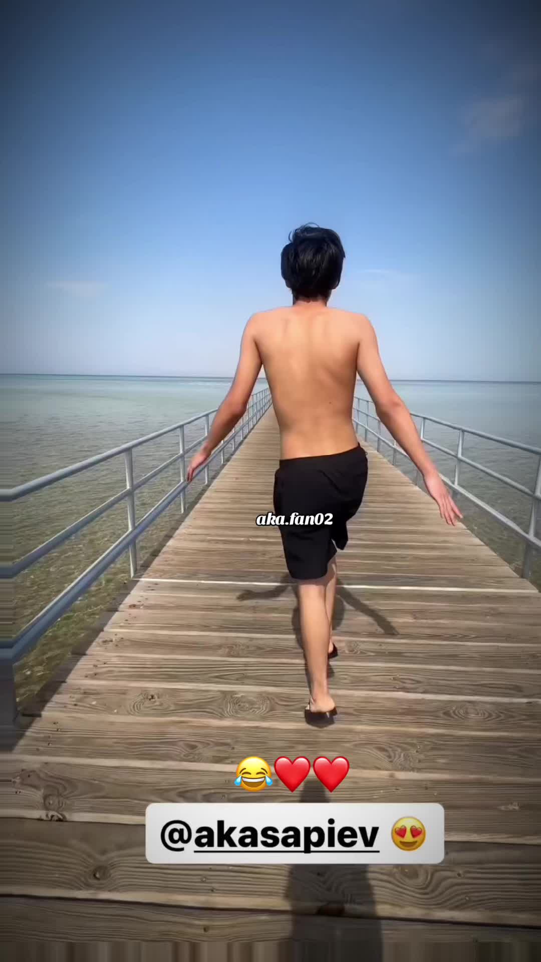 @🦋