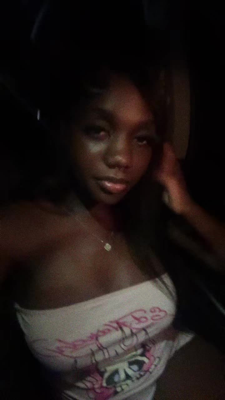 @Mercedesdiorrr