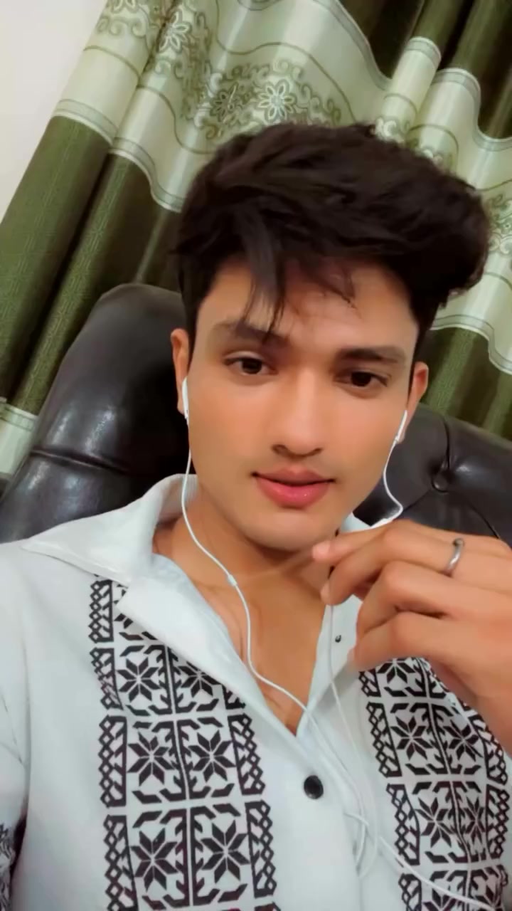 @CuteBoy110
