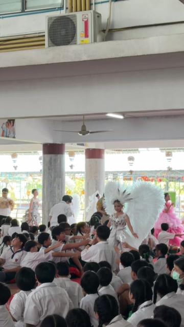 @น้องขนมปัง ปริยากร