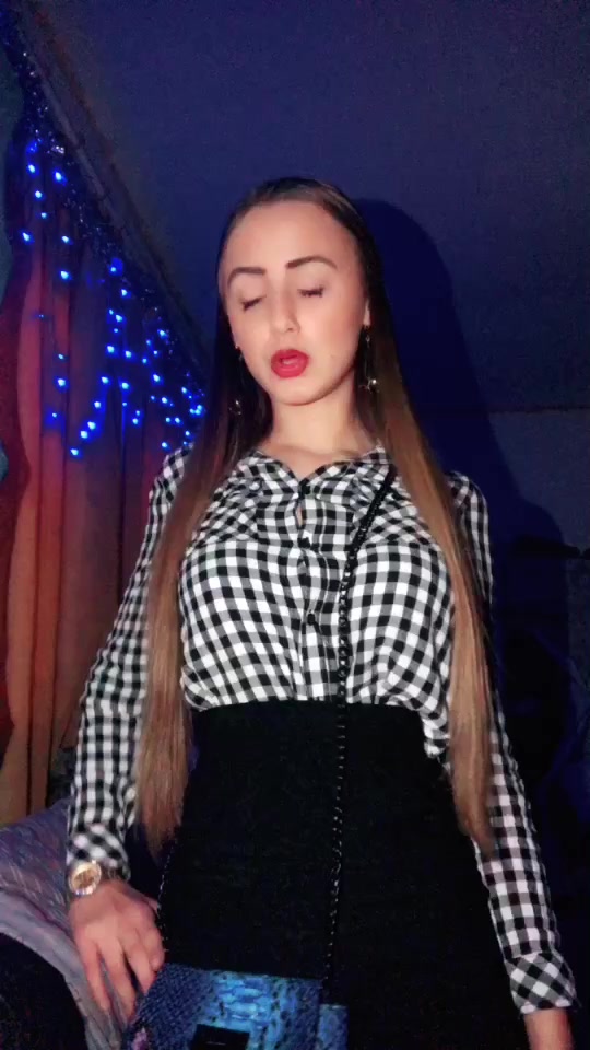@lívia virág