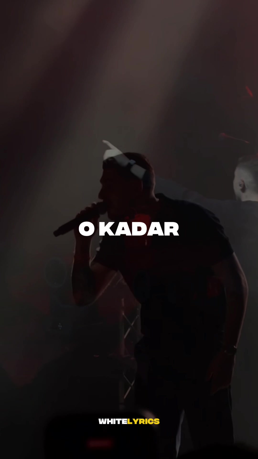 @🎧𝙬𝙝𝙞𝙩𝙚.𝙡𝙮𝙧𝙞𝙘𝙨🎧