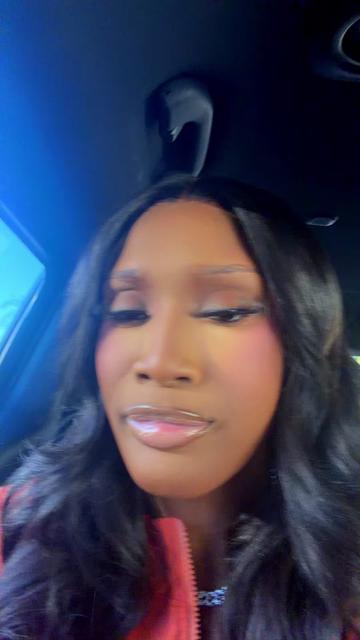 @TheRealTinkaabellaaa🧡