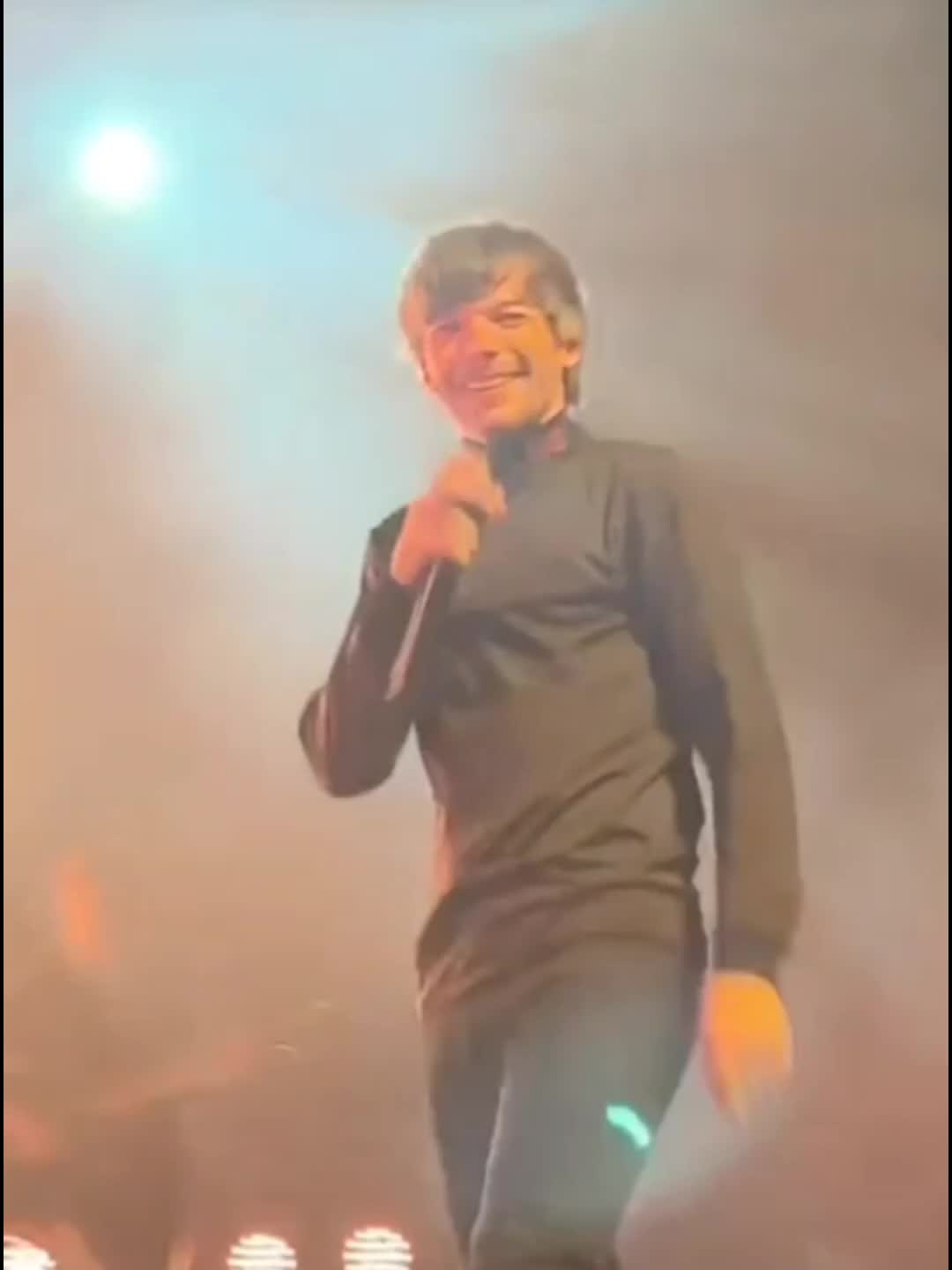 @nicol&aacute;s