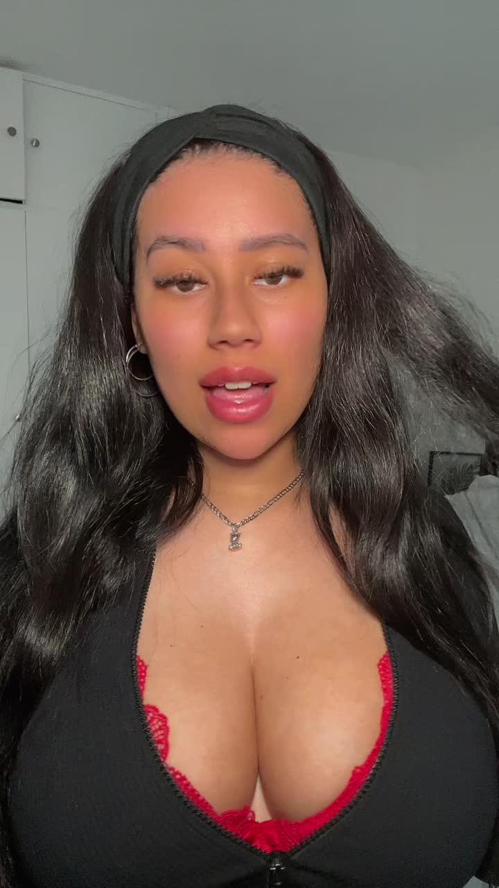 @Miss Caramel Peach