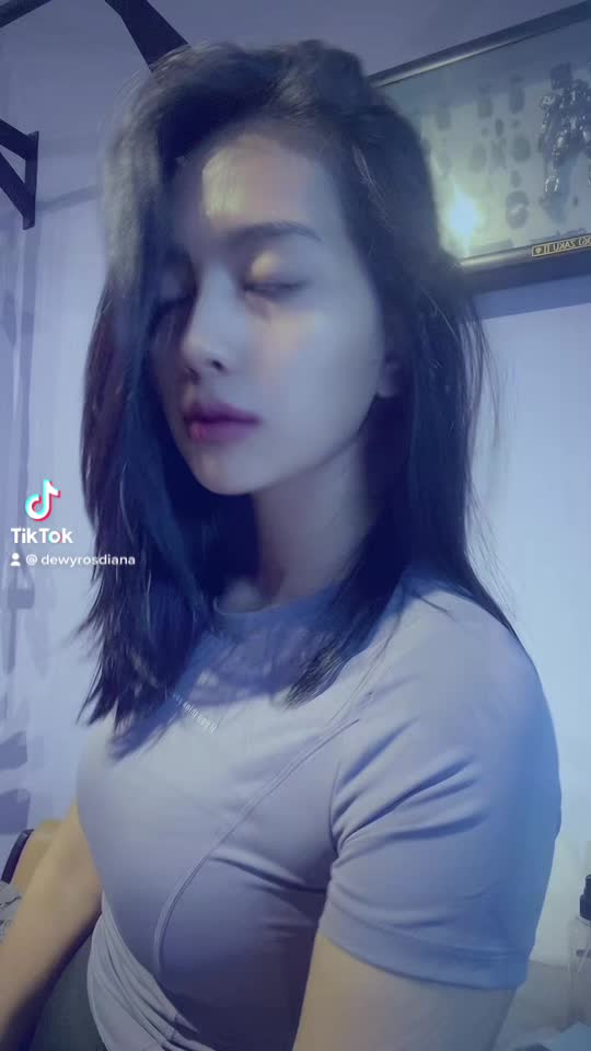 @dewyrosdiana