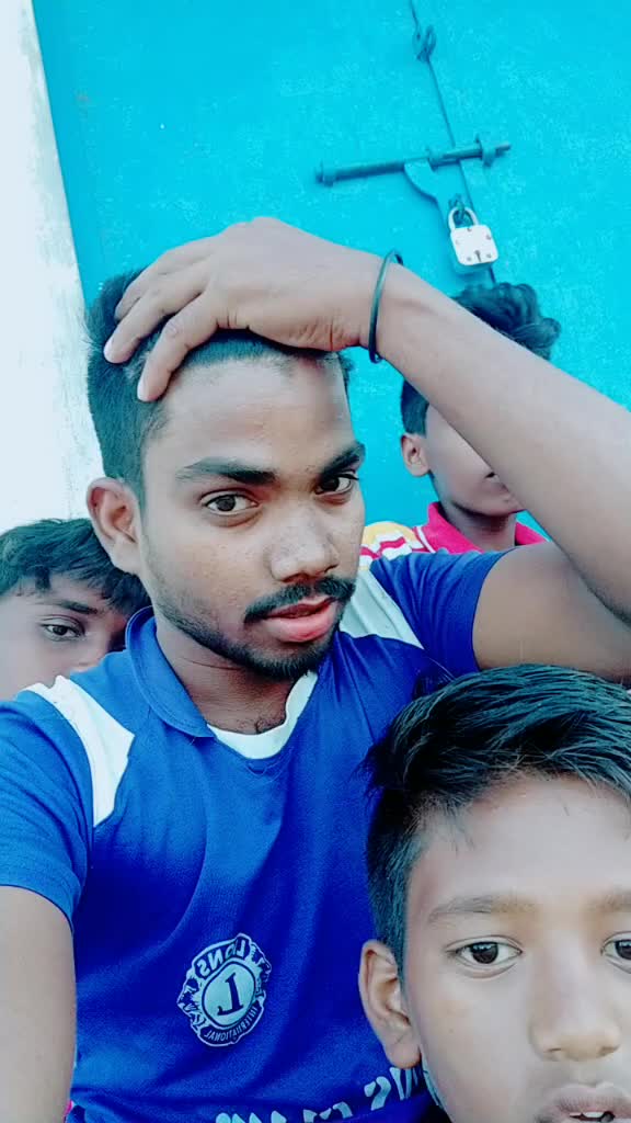 @Arjun Borbie 😘