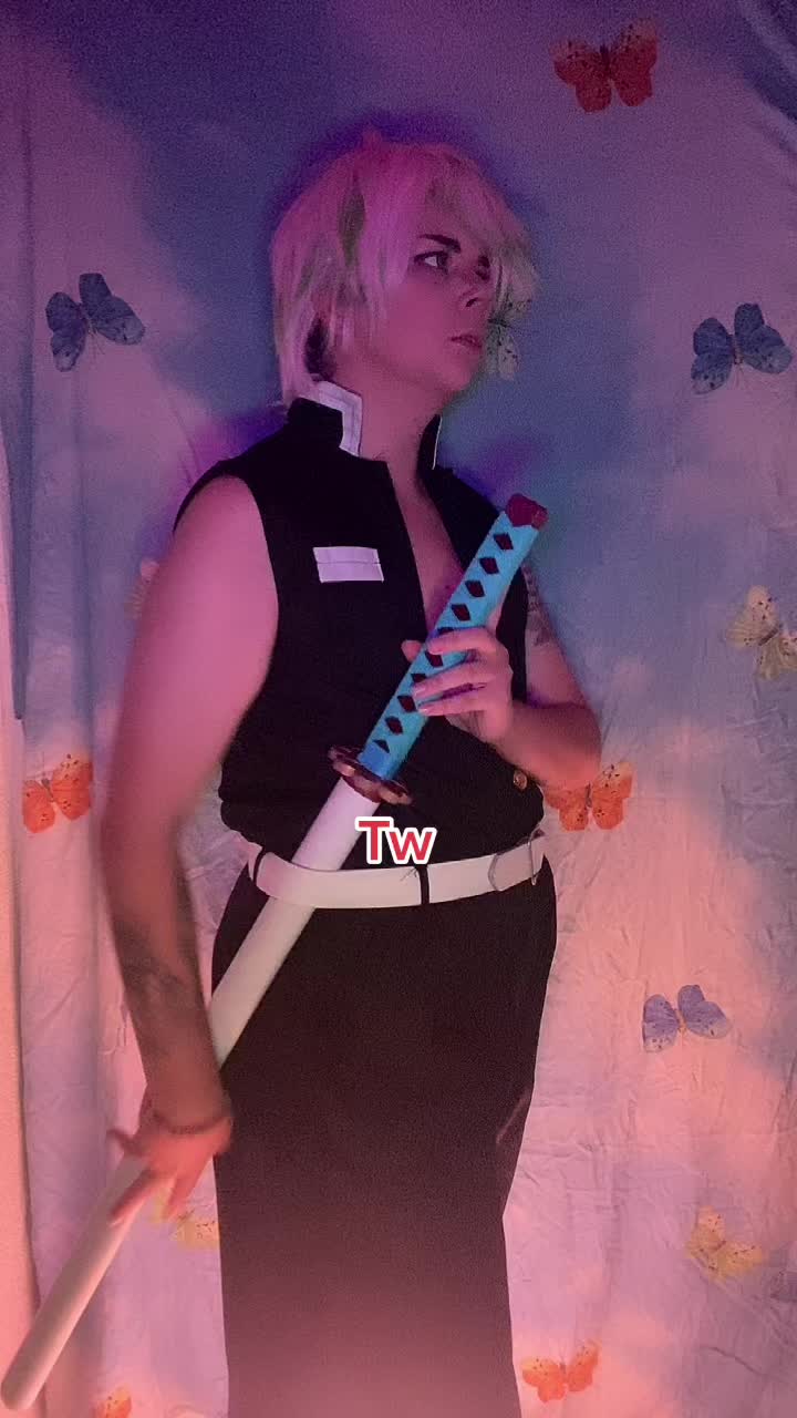 @Cosplayeroncrack