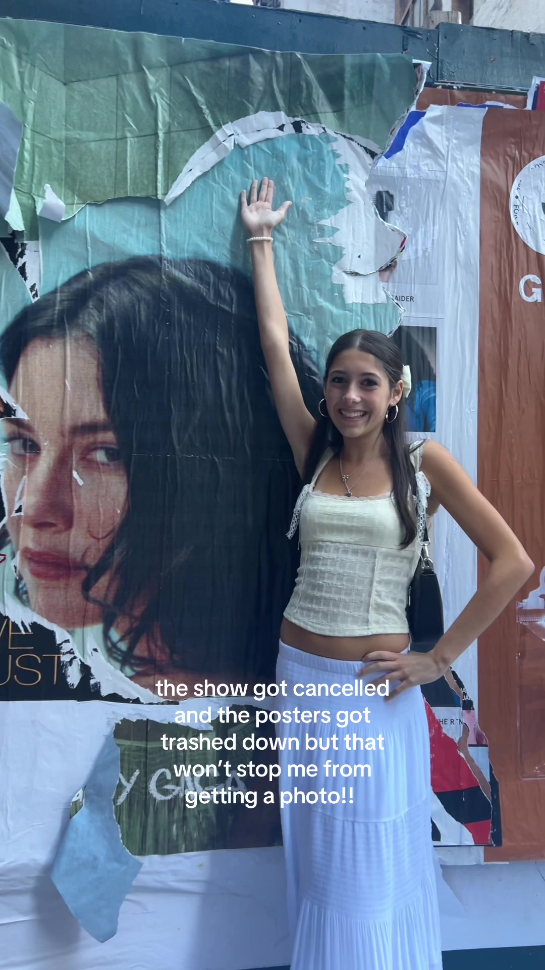 @bella