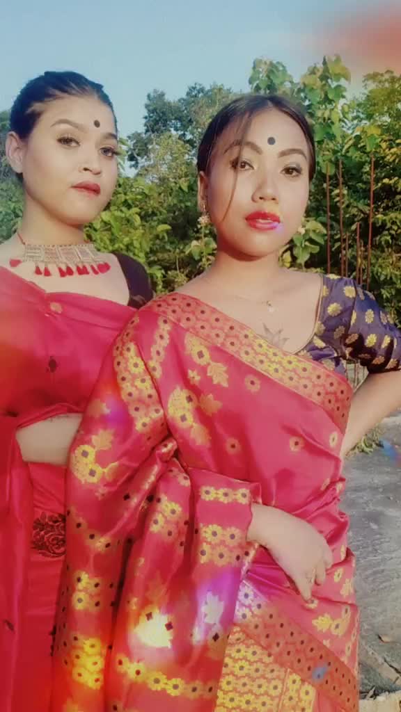 @Mona Lisha