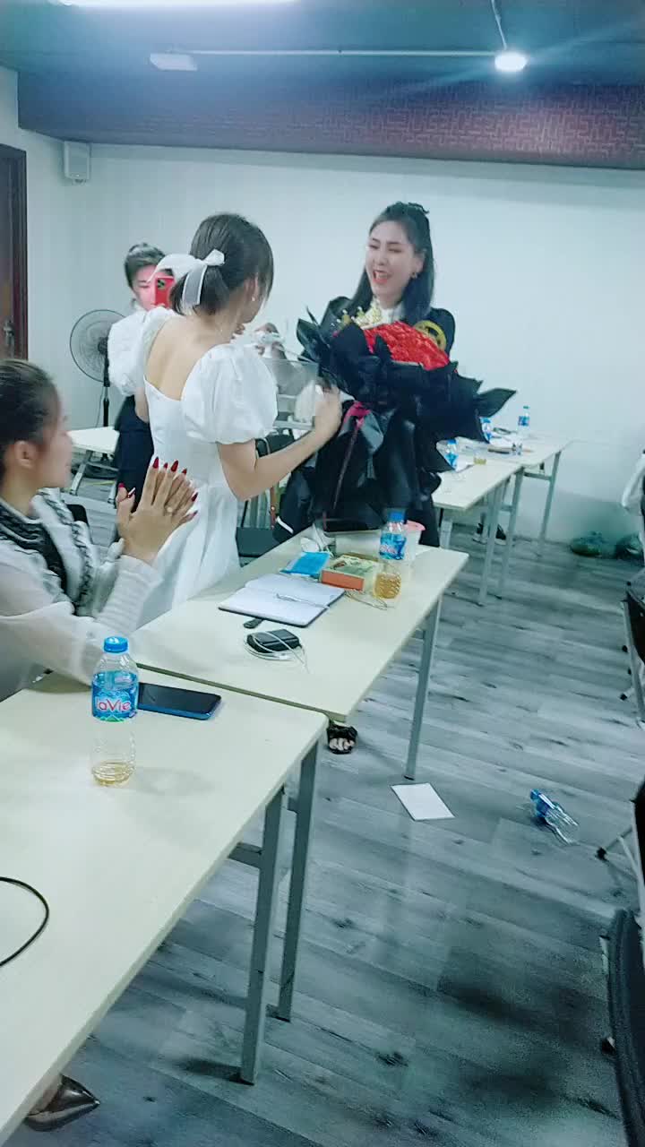 @HuyềnBống368