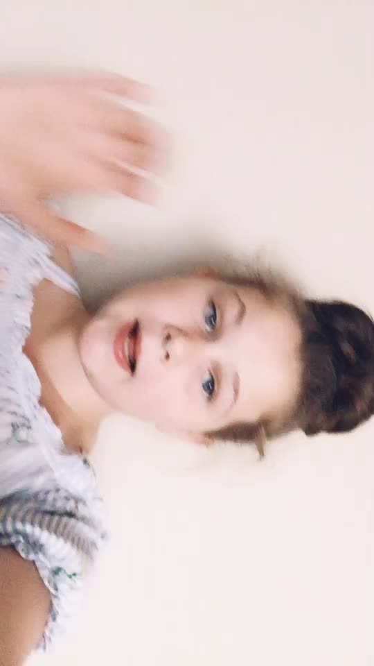 @Claire Halpin🤪💘