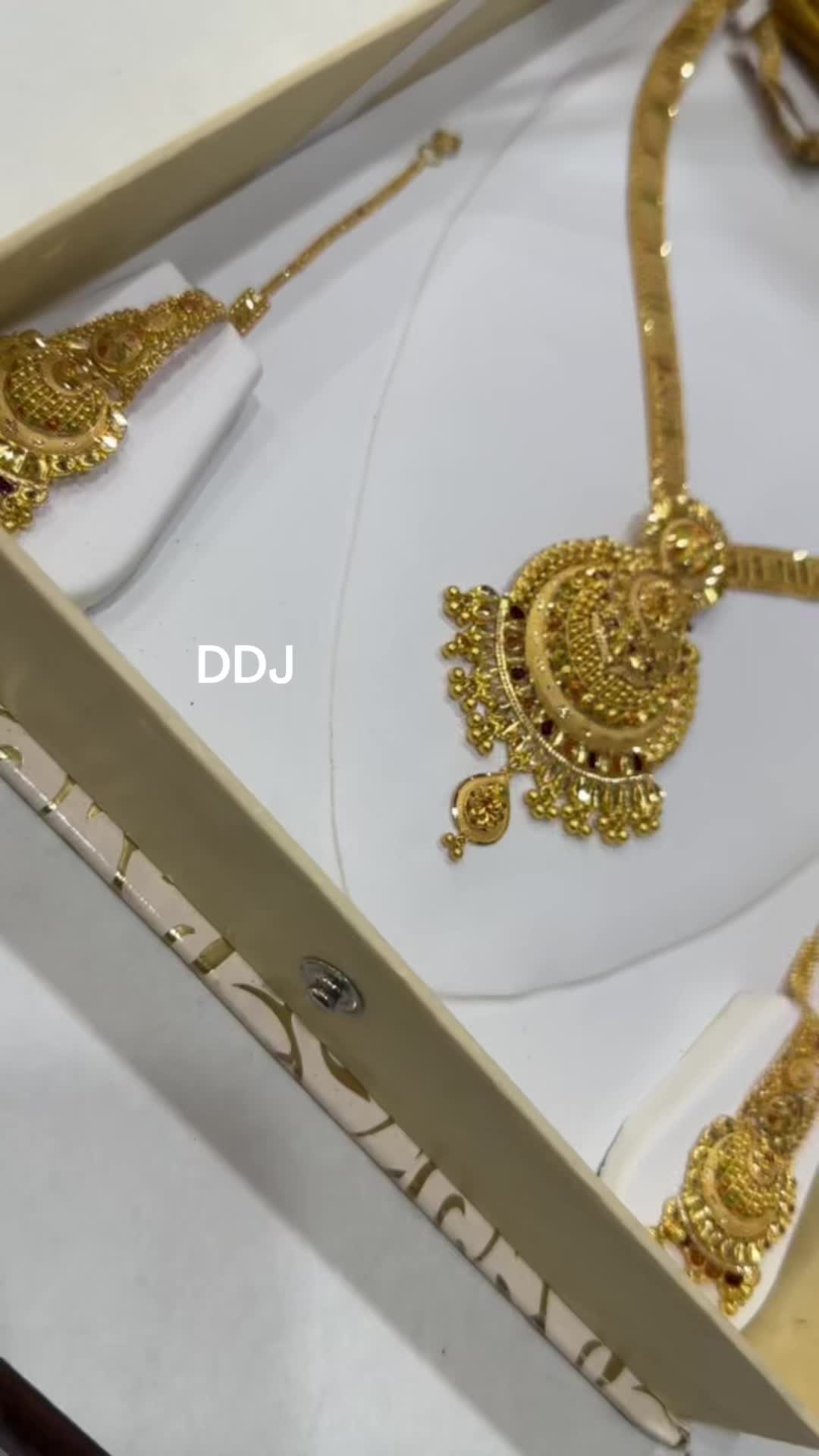 @devi dayal jewellers