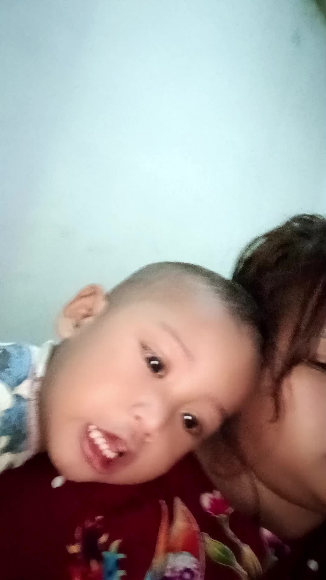 @dewiie1012