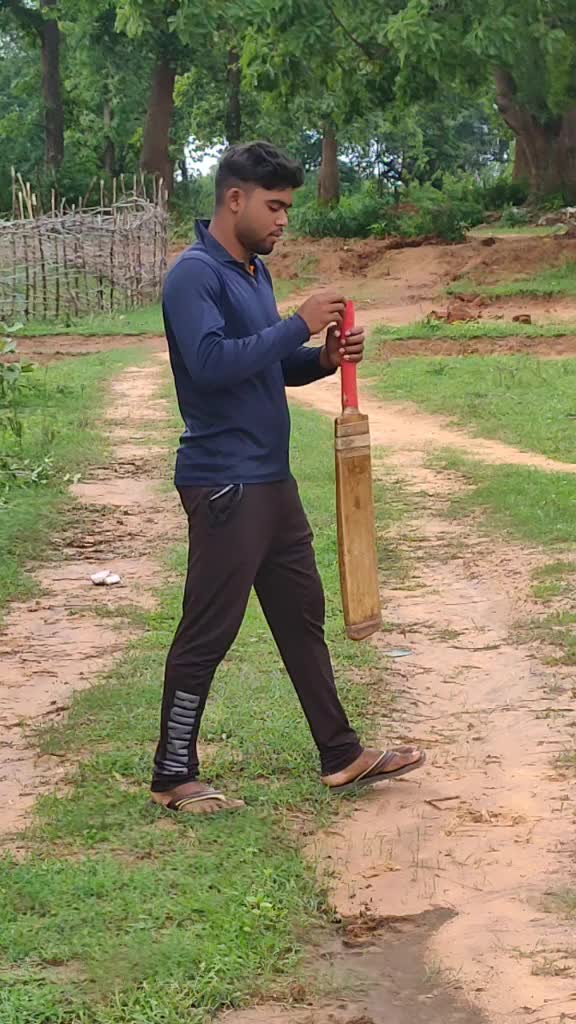 @simple boy Mohan 🤔