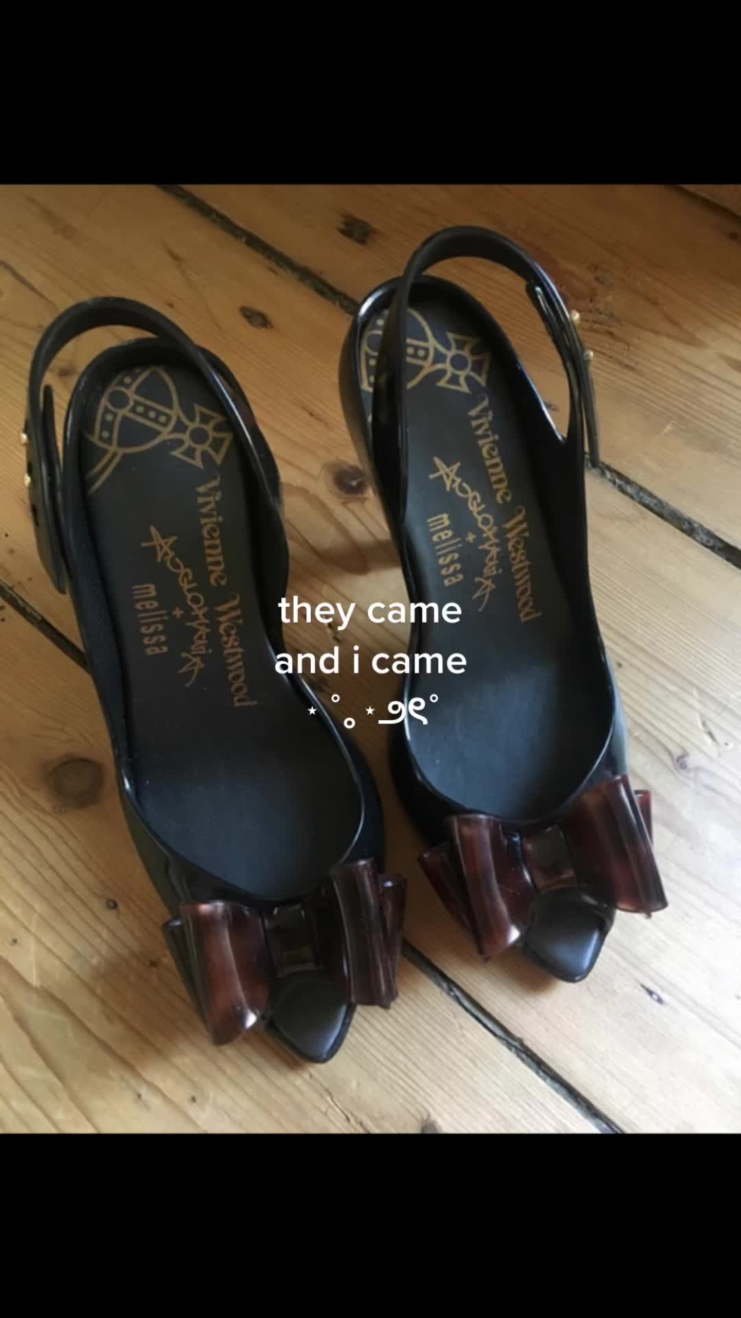 @๐๐น๐๐
๐
เป๊ฑ โงโห