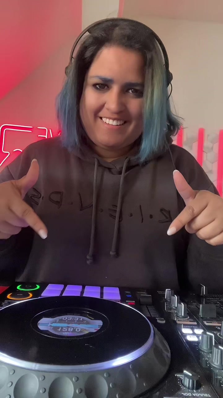 @tellmeteresa
