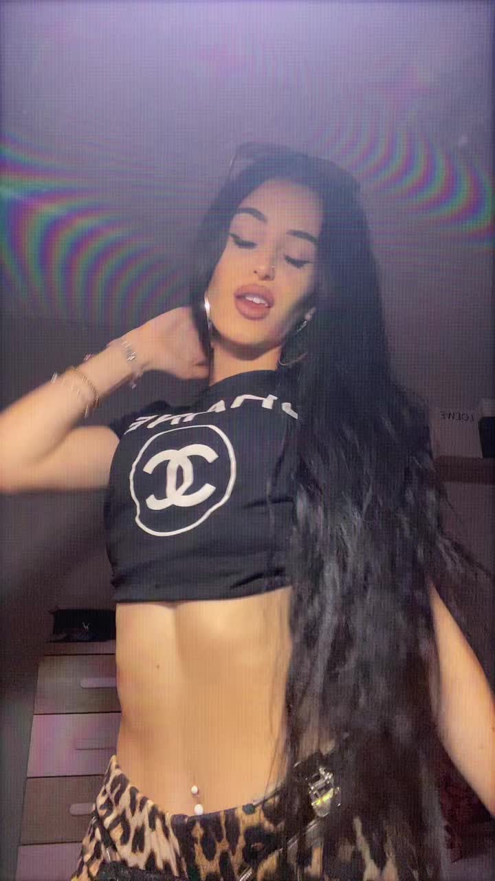 @Chanelitaa
