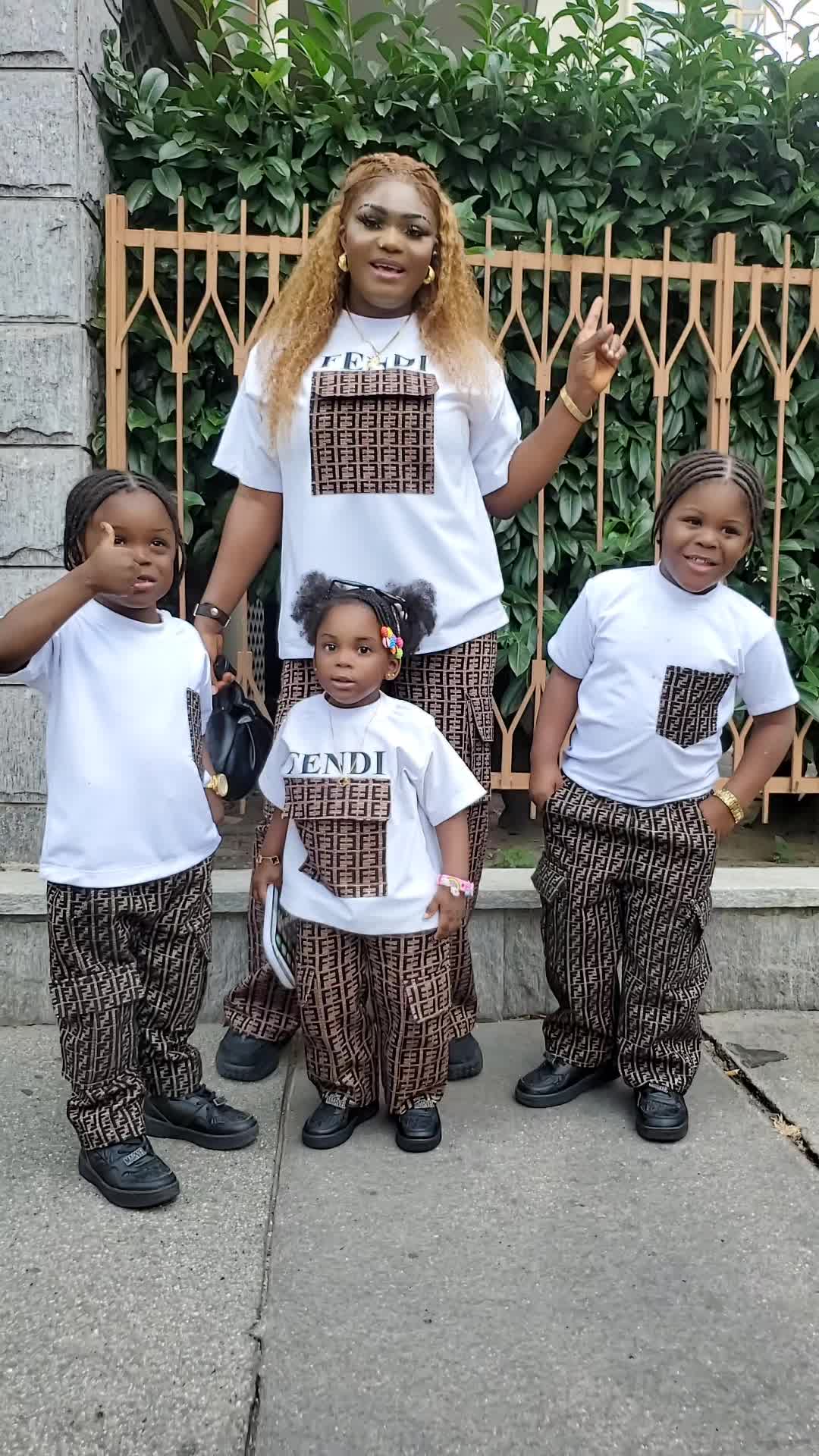 @⚡𝕆𝔽𝔽𝕀ℂ𝕀𝔸𝕃𝕐👸ℝ𝕆𝕊𝔼⚡🦅