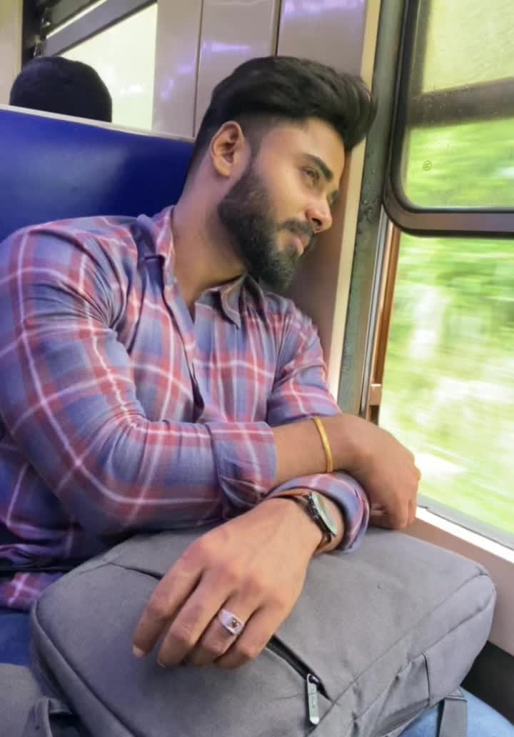 @Lingam Thuru 🤴