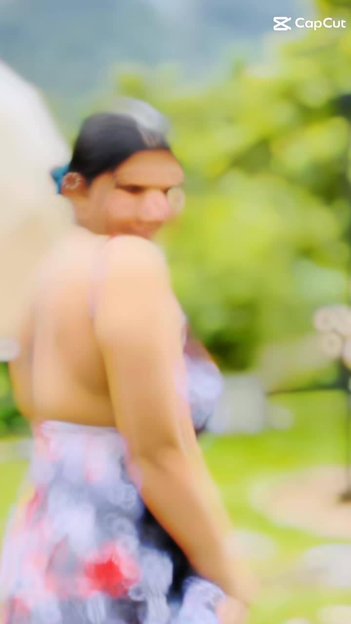 @BIUTIFUL girl