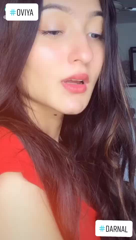 @Oviyaaa❤️