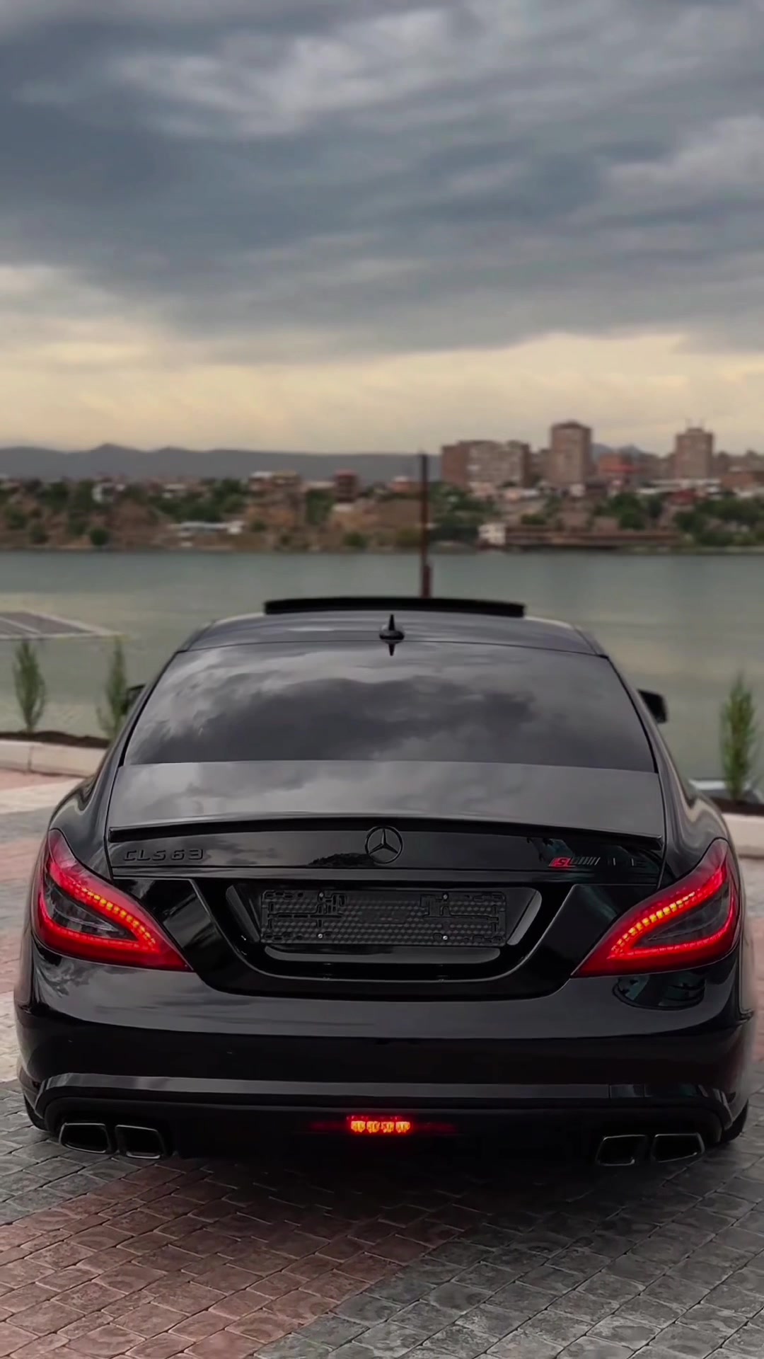 @Mercedes_Benz