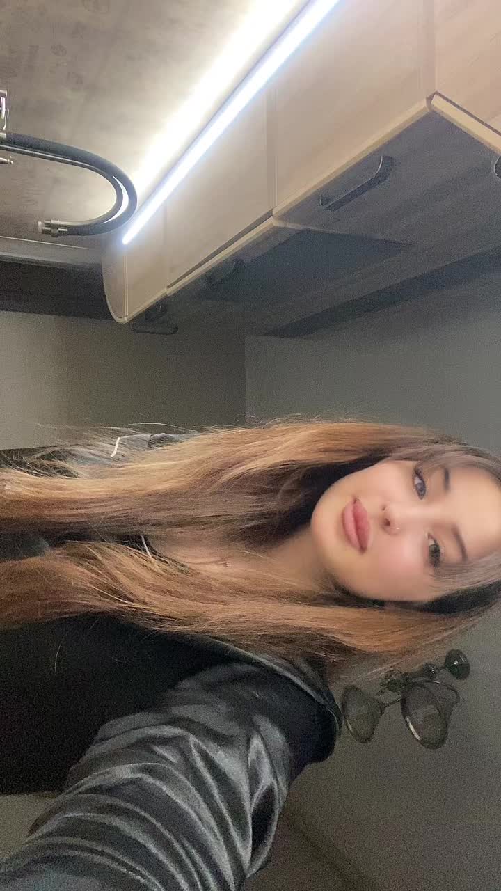 @Юля🐜